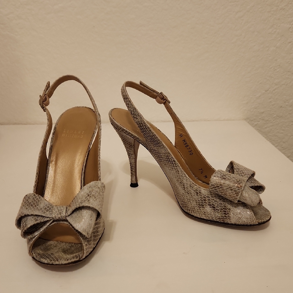 Stuart Weitzman Gray Slingback Heels with Bow Detail
